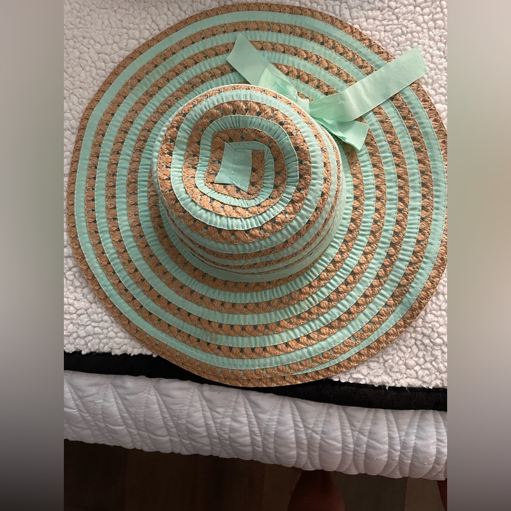 Beach hat